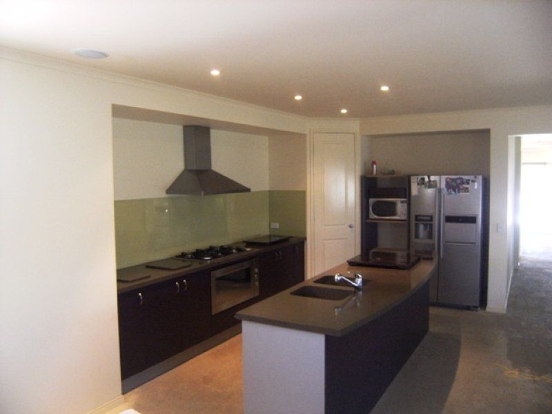 18 Inverness Court, Cairnlea - Thumbnail 3