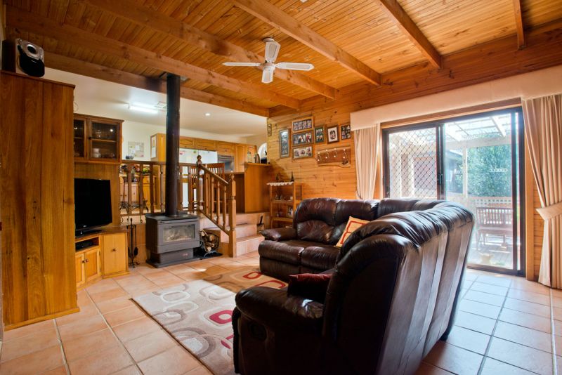 14 Moore Street, Bacchus Marsh - Thumbnail 5