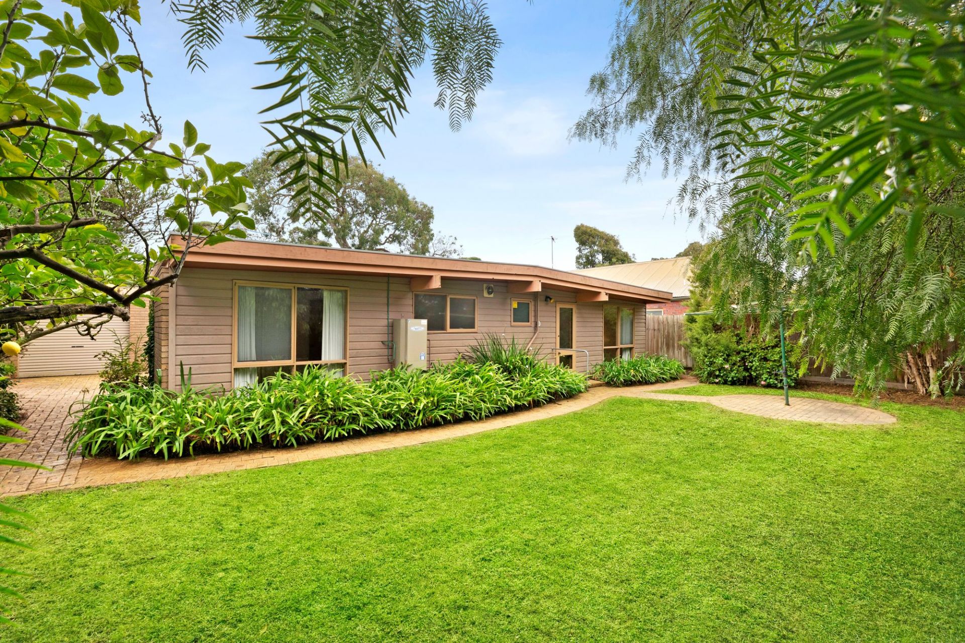 Real Estate For Sale 246 Thacker St Ocean Grove , VIC