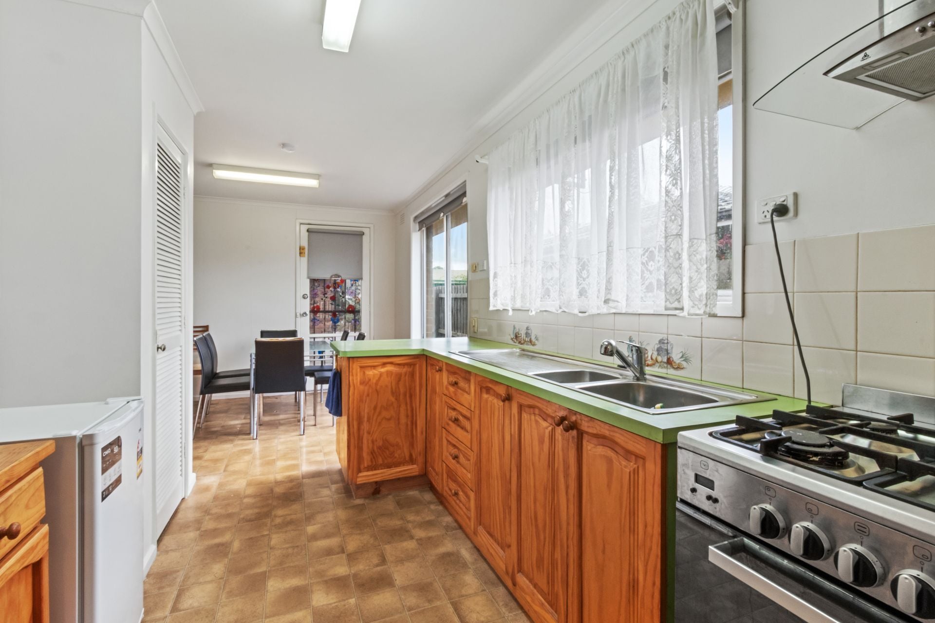 Spacious House plus Studio!