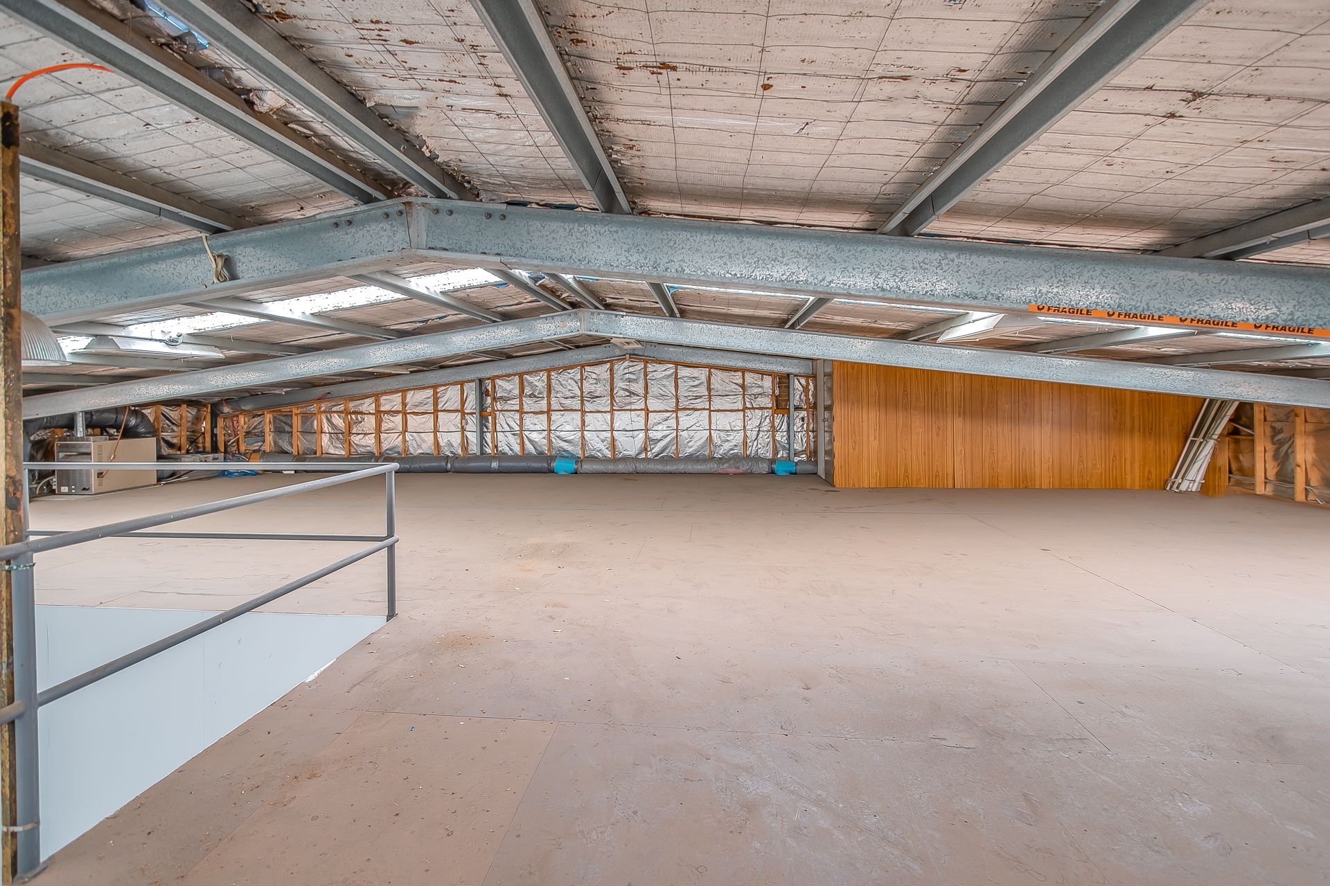 Versatile Warehouse/Factory off Hume Highway