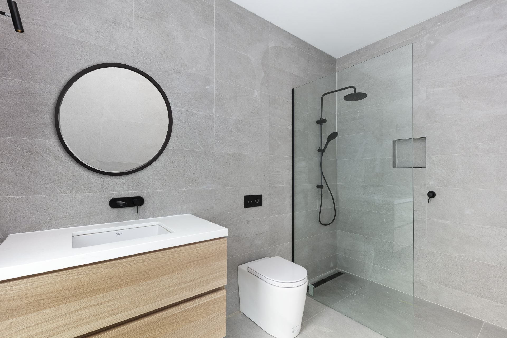 Stunning Brand New Architecturally Designed 2 bedroom Townhouses ** Unit 2 LEASED**