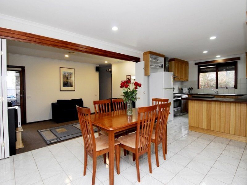 39 Tatman Drive, Altona Meadows - Thumbnail 4