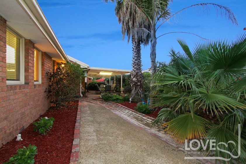 Location + Size = Amazing Family Living