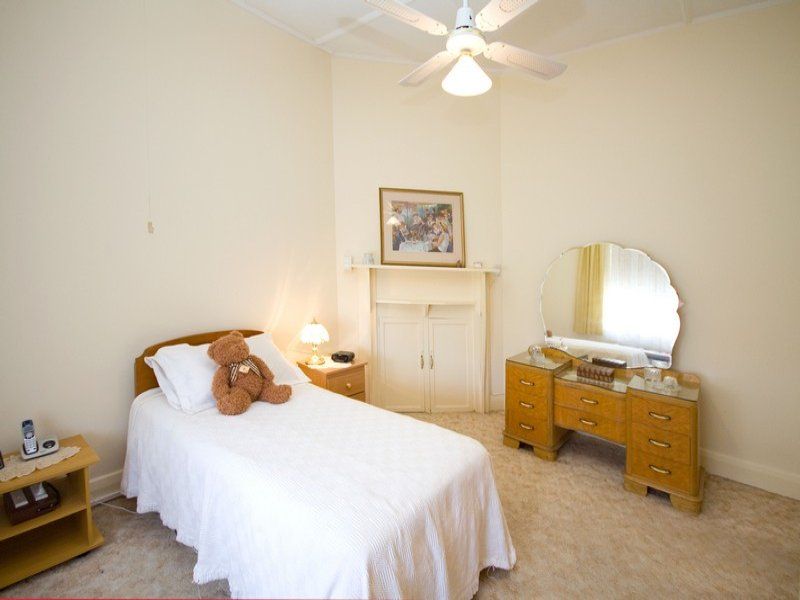 10 Hill St Kingswood 5062