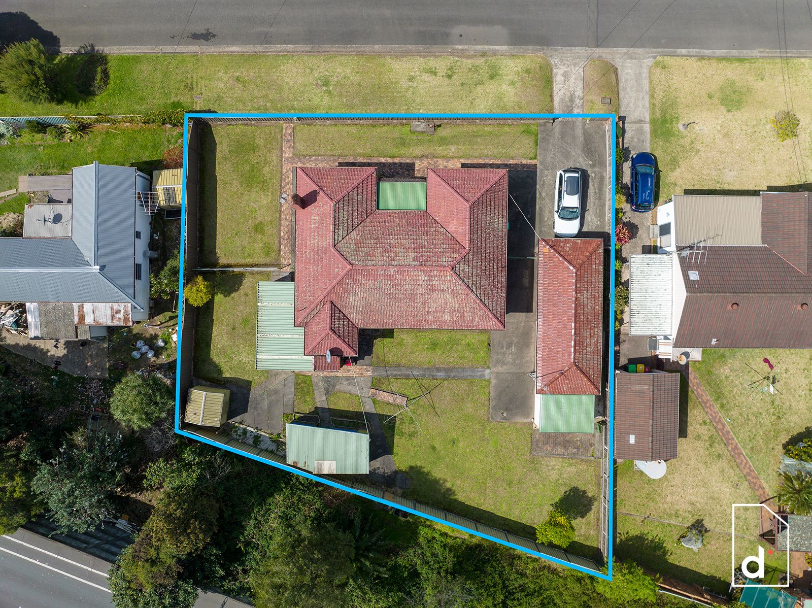 Sold property 1000000 for 4 Kirton Road Bellambi , NSW 2518