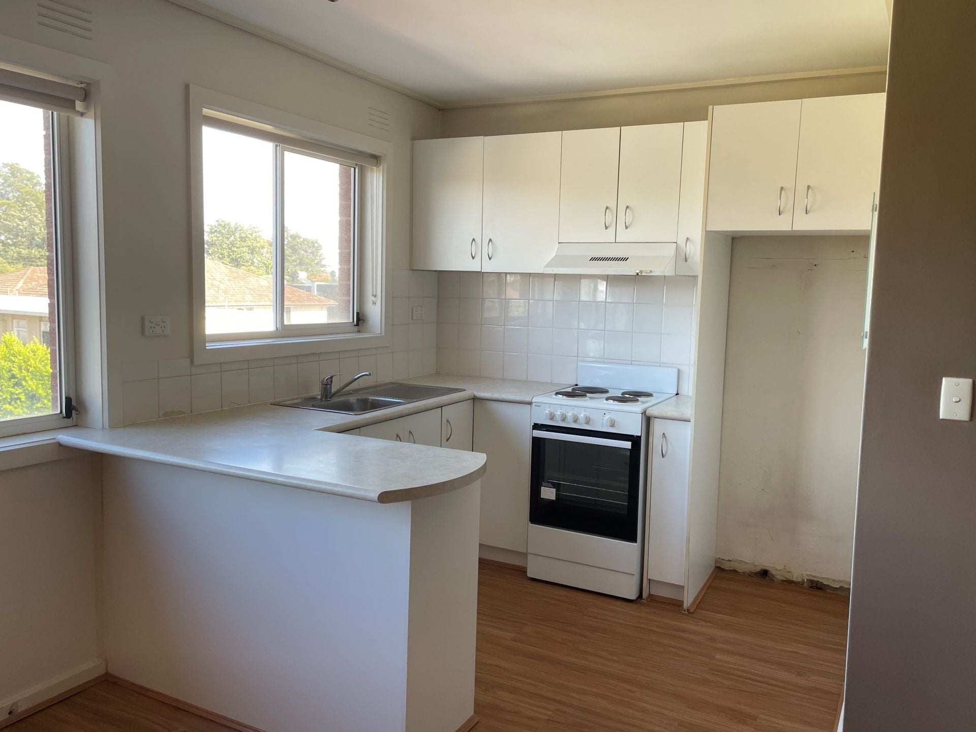 Refurbished One Bedroom Apartment with City and Park Views