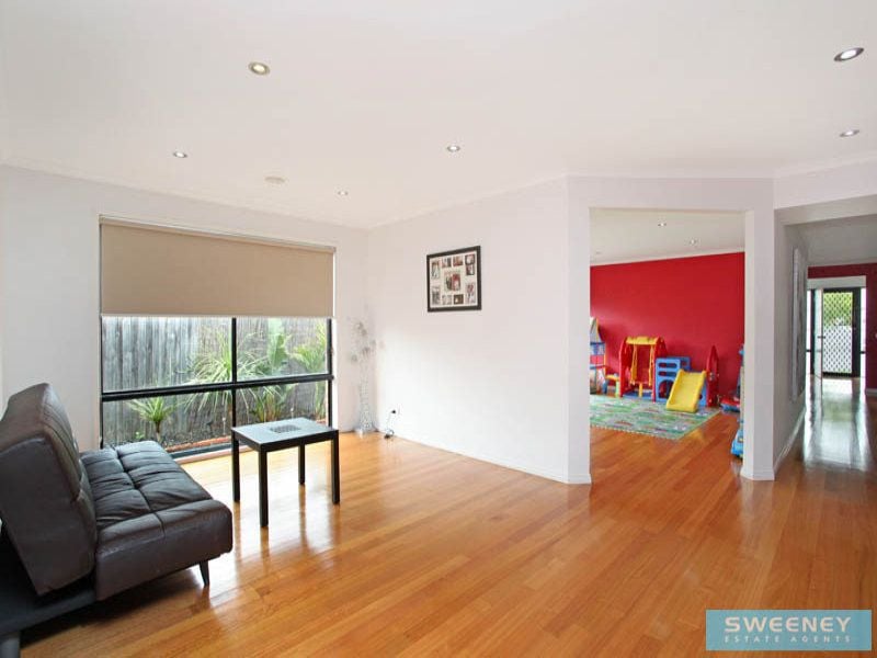 12 Marrowie Place, Taylors Hill - Thumbnail 7