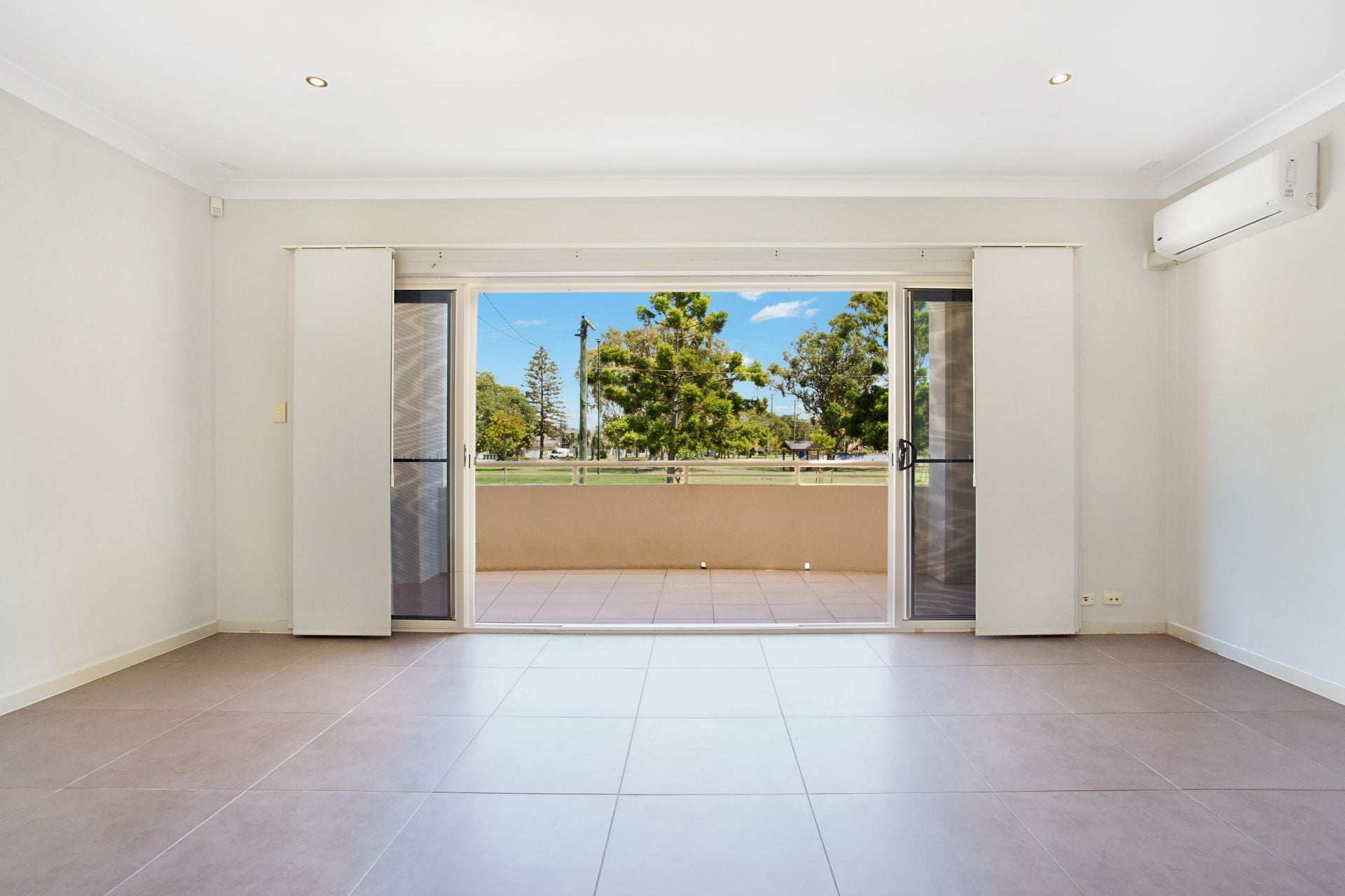 2/25 Anembo Street Chevron Island QLD, Chevron Island - Thumbnail 5