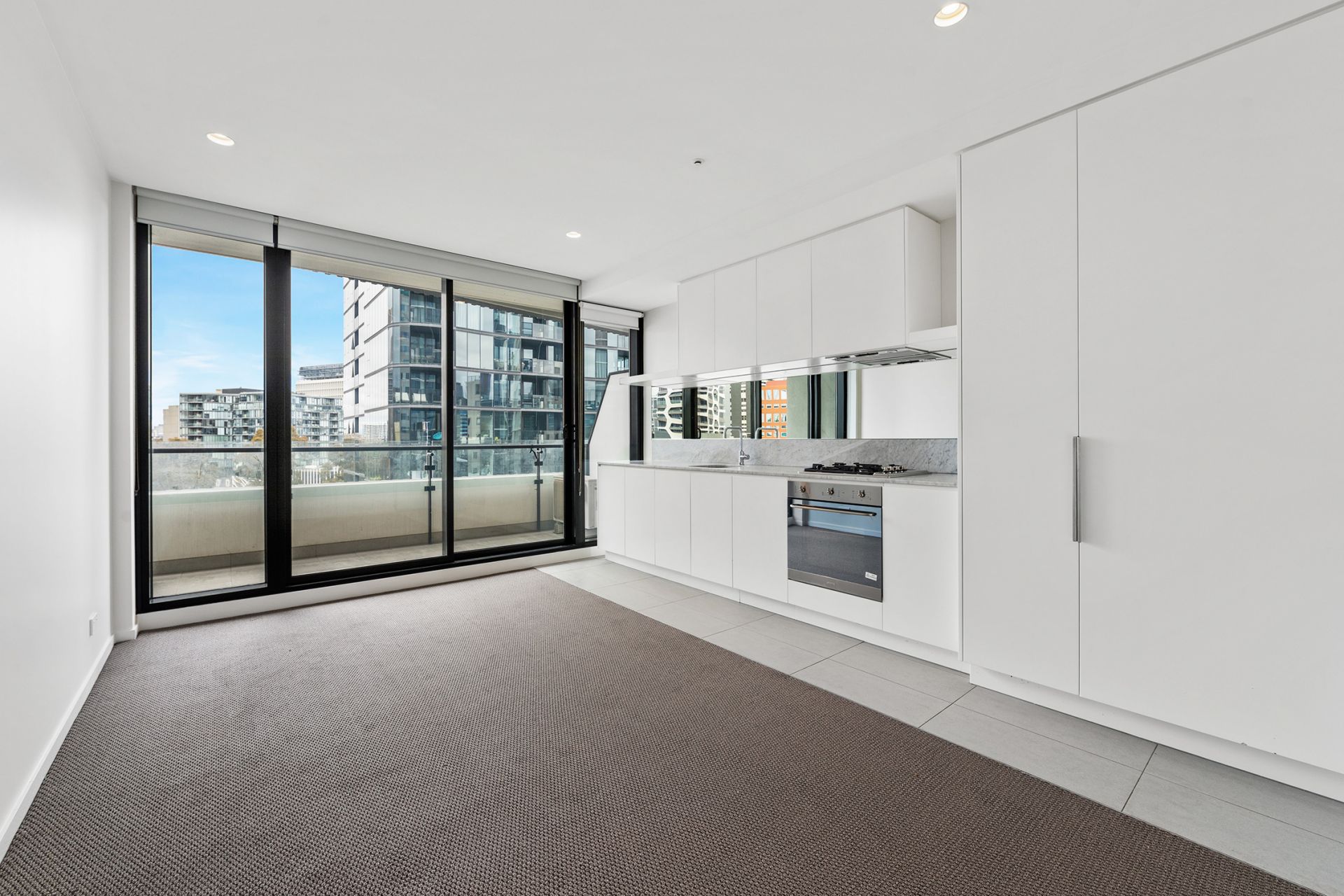 814/52 Park Street, South Melbourne - Thumbnail 5