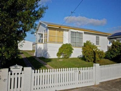 2
 
 
 
  
 
 
 1
 
 
 
  
 
 
 3
 
 
 
 
 
 
 
 44 Surrey Street, DEVONPORT TAS 7310, Devonport - Thumbnail 2