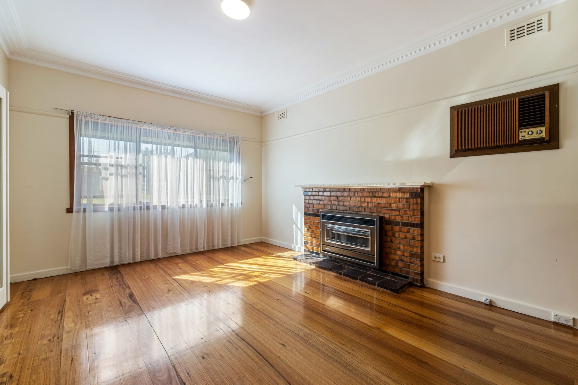 Kingsbury Three Bedroom Gem!