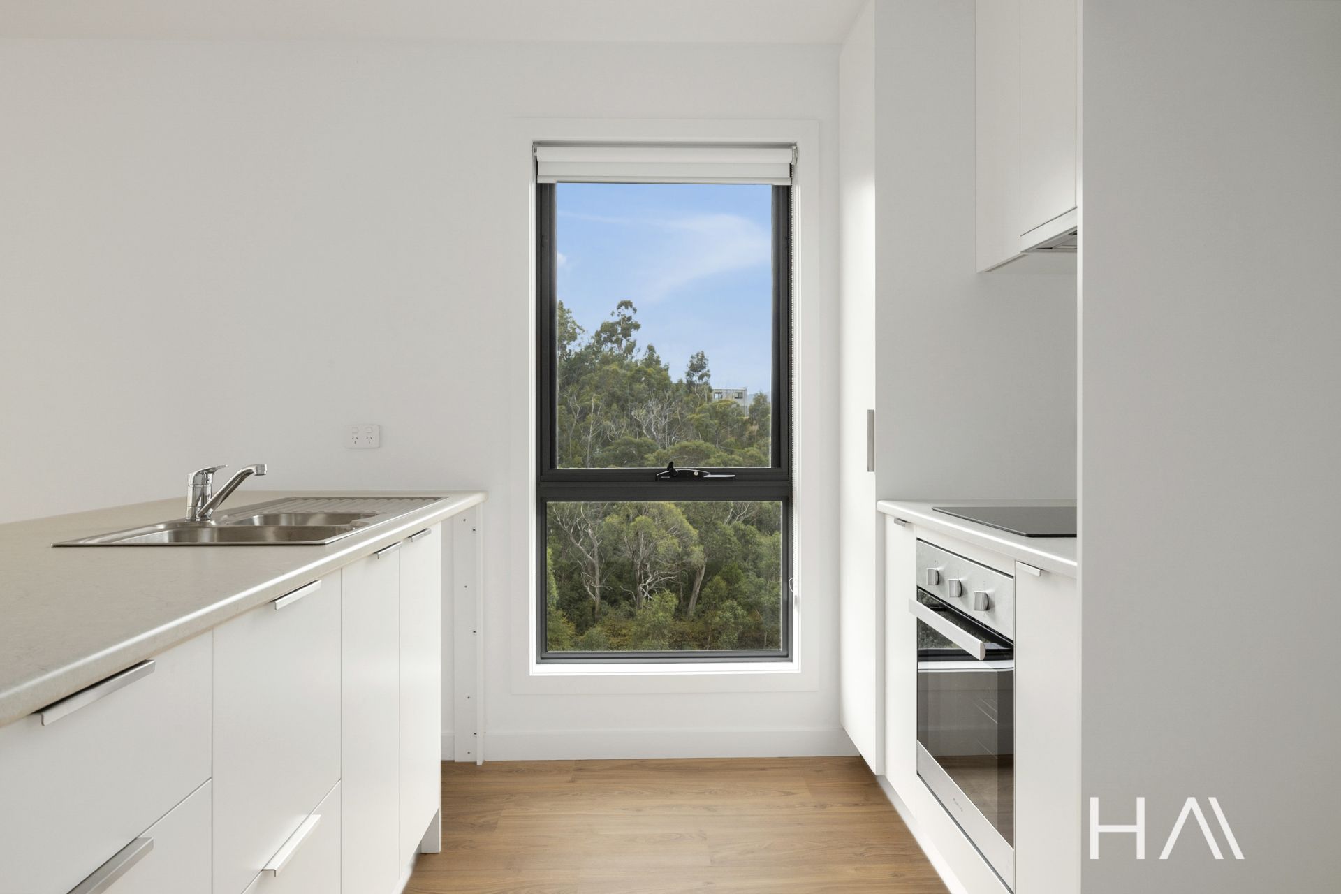 3/163-171 Branscombe Road Claremont, Claremont - Thumbnail 2