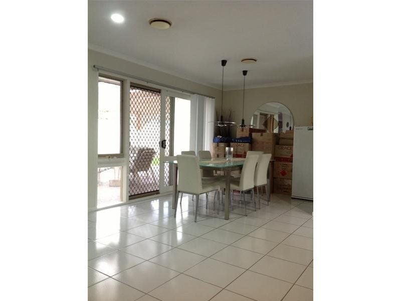 The house your family deserves - Perfect location.