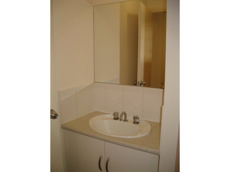 1B Devon Street Enfield 5085