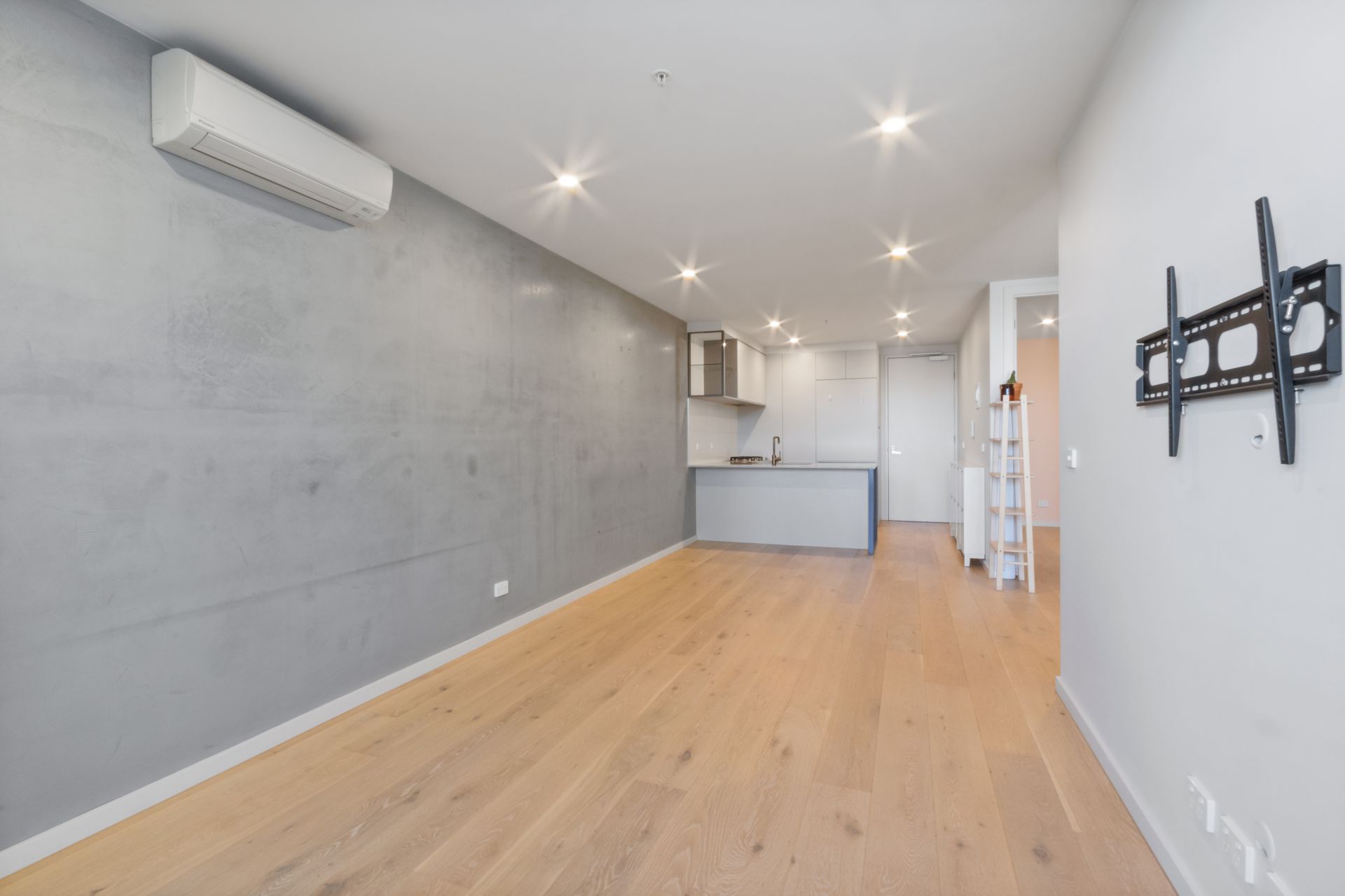 Lux Living in the Heart of Northcote