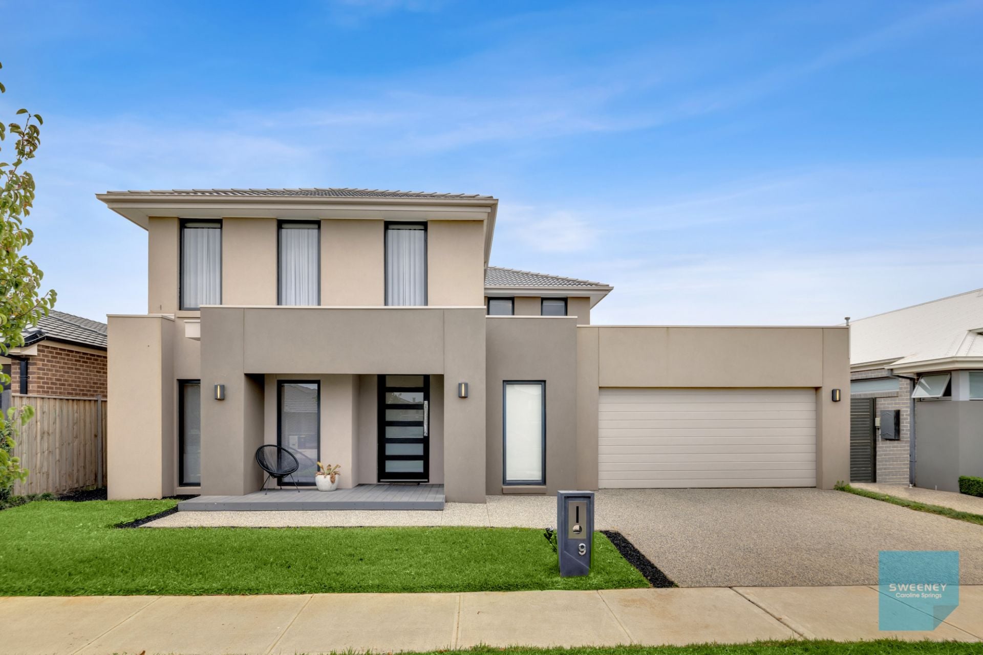9 Snowsill Way, Fraser Rise - Thumbnail 2