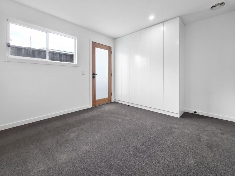 2/21 Heffernan Street, Laverton - Thumbnail 5