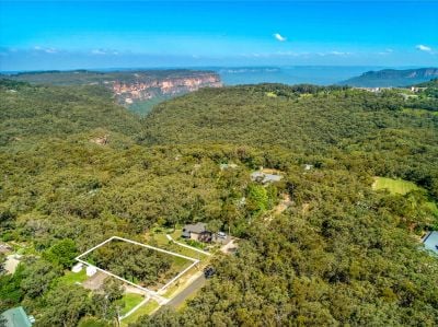 12 Rosebery Street Wentworth Falls 2782