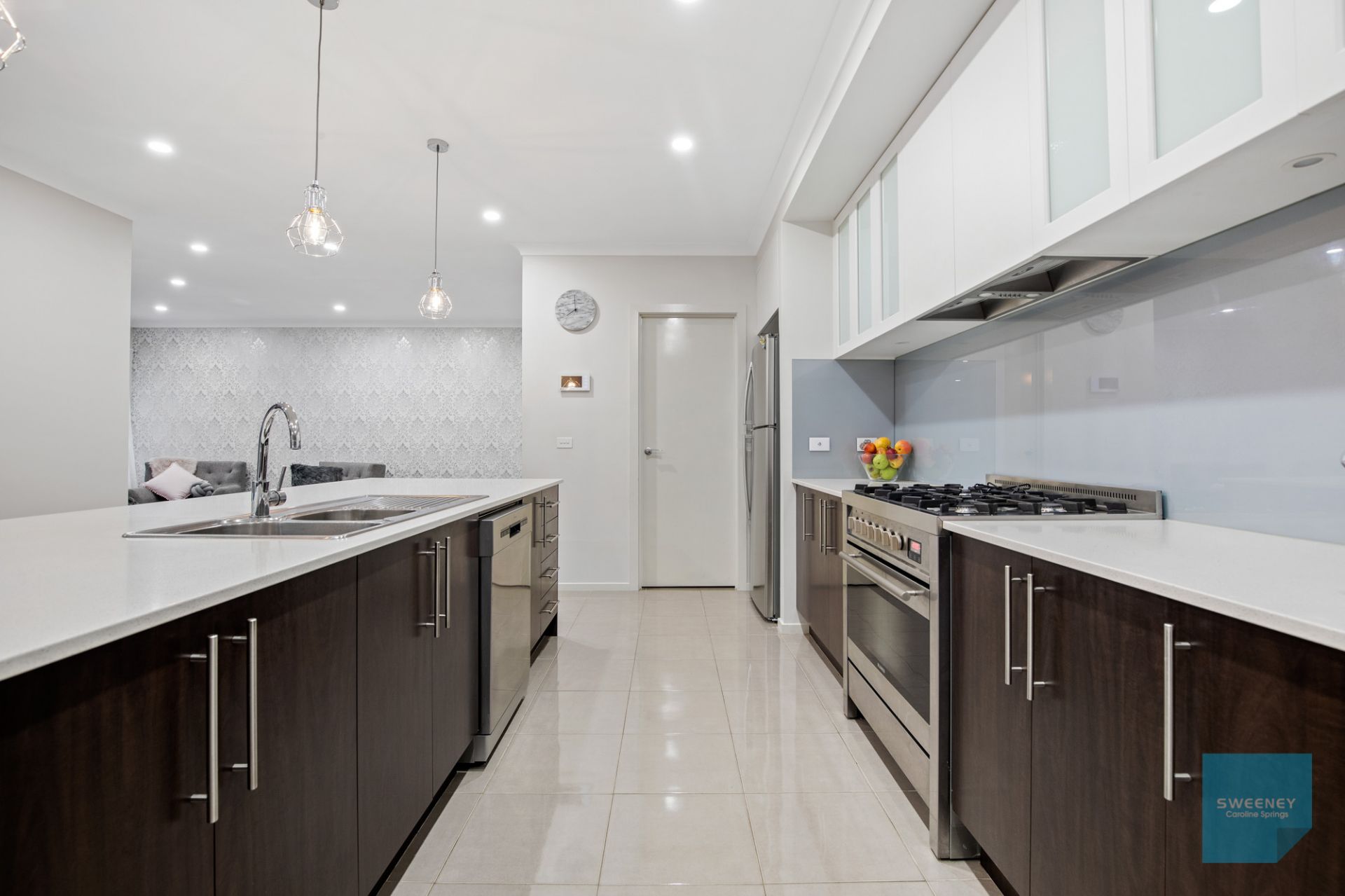 85 Tenterfield Drive, Burnside Heights - Thumbnail 5