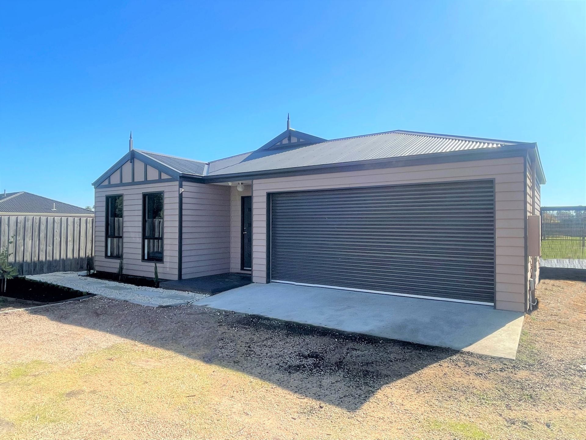 37 Crooke Street, Bairnsdale VIC