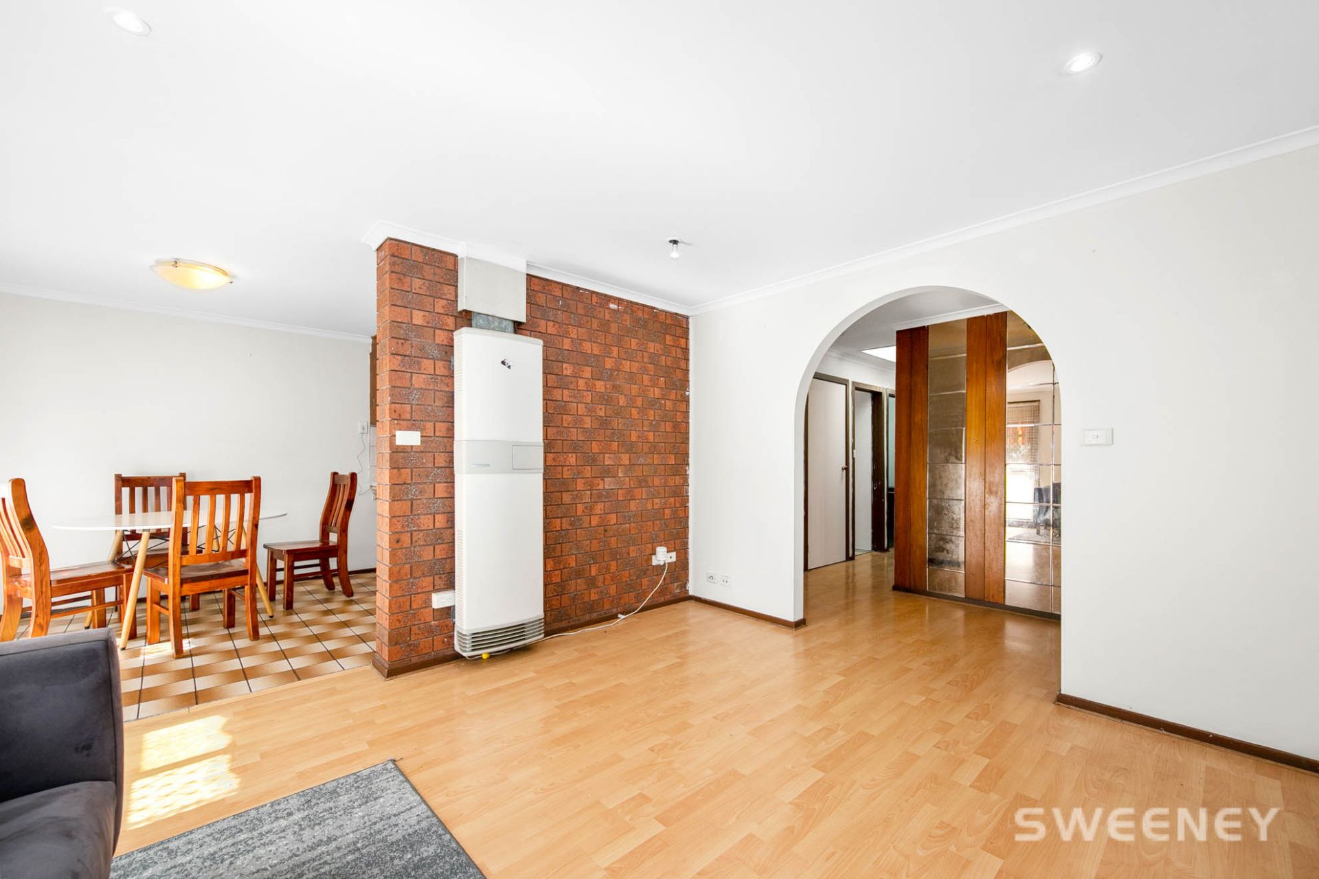 51 Donald Street South, Altona Meadows - Thumbnail 3