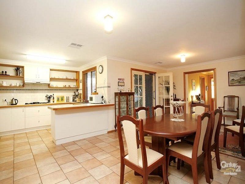 9 Mulcahy Court, Altona Meadows - Thumbnail 7