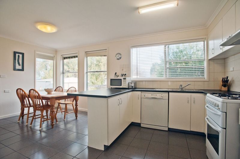 46 Lidgett Street, Bacchus Marsh - Thumbnail 4