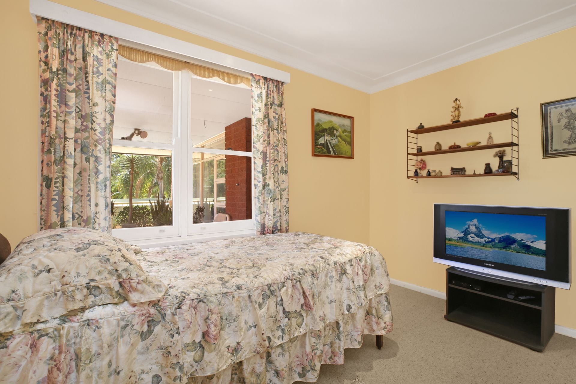 8 Ballanda Avenue, Lugarno, Lugarno - Thumbnail 8