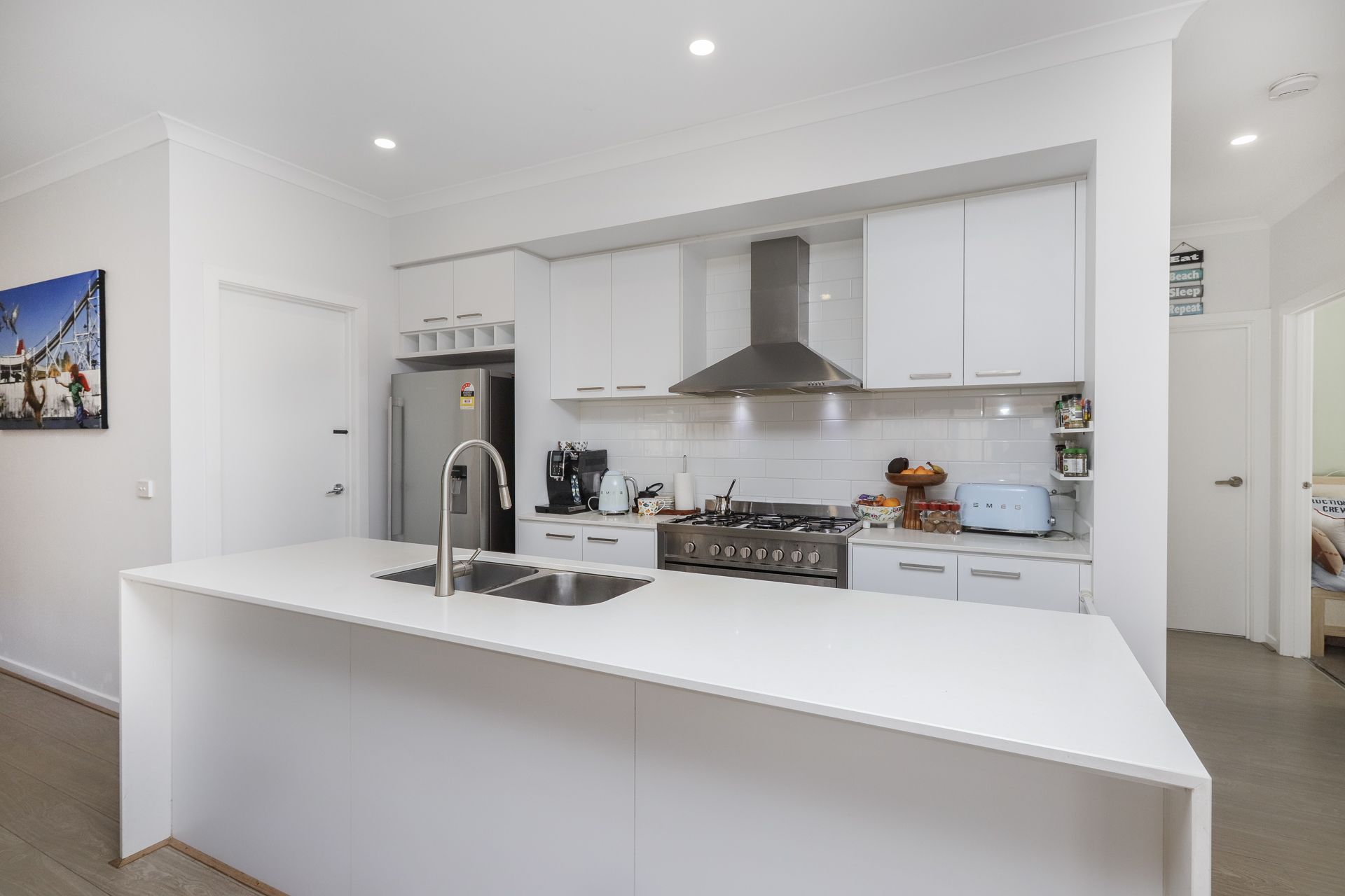 19 Grosset Way Point Cook VIC, Point Cook - Thumbnail 3