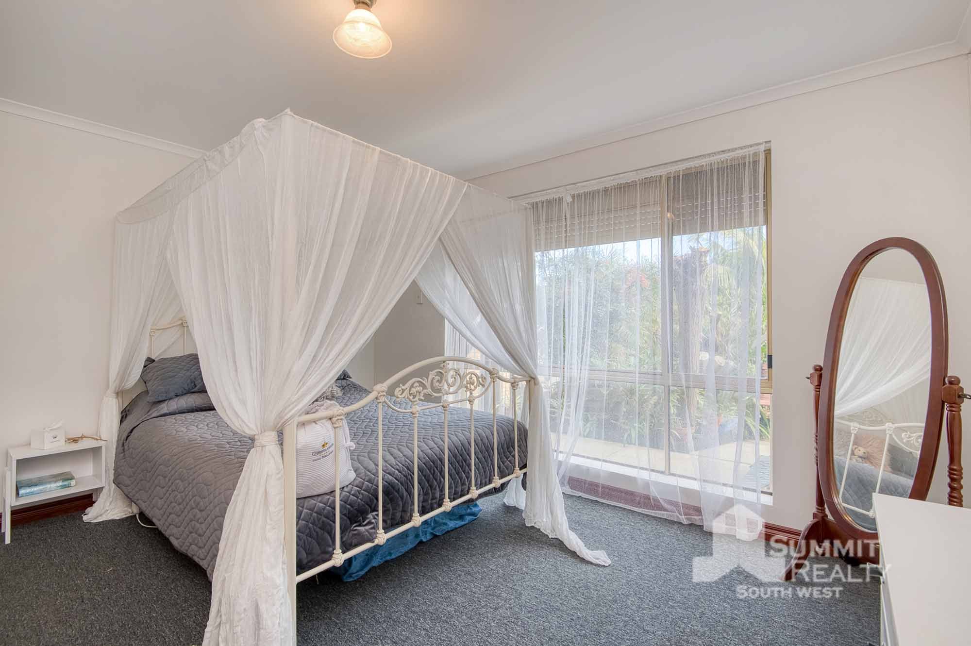 Real Estate For Sale 8 Hovea Street Myalup , WA