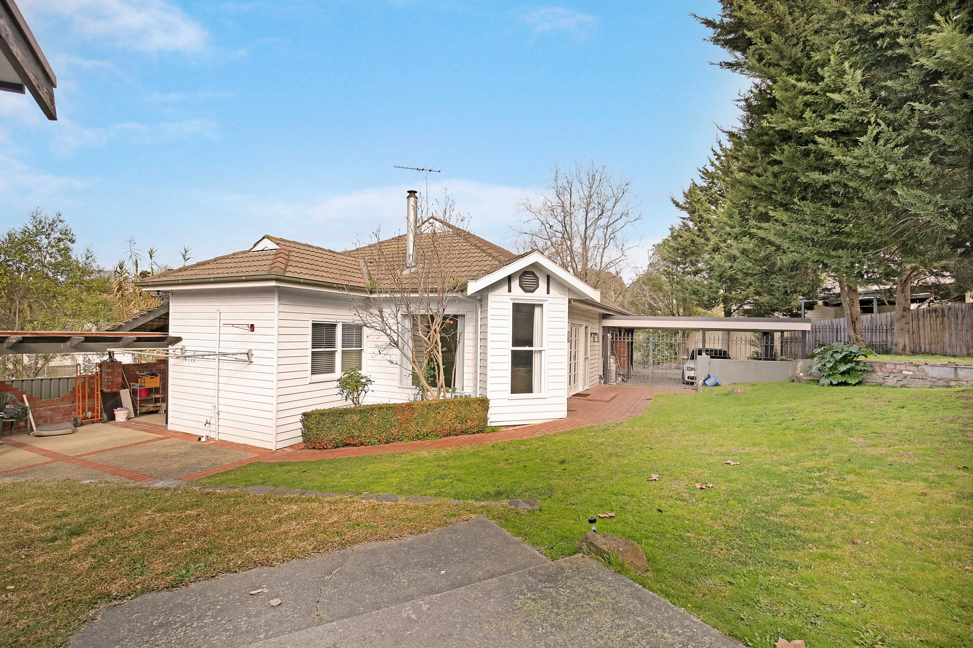 **Lovely family home**