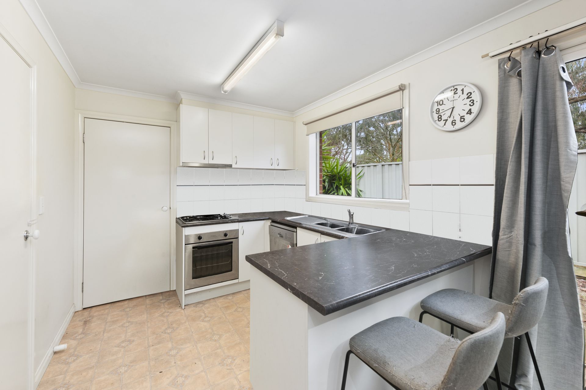 8 Cluden Gardens Sebastopol VIC, Sebastopol - Thumbnail 5