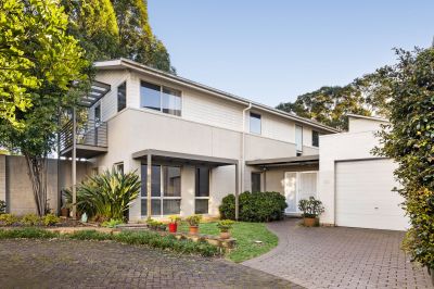 32 Roycroft Avenue, Newington