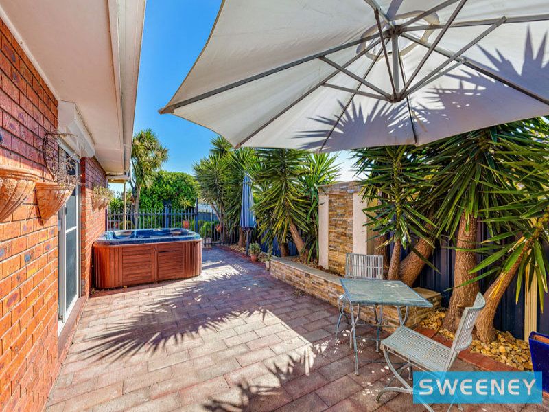 56 Featherby Way, Altona Meadows - Thumbnail 4