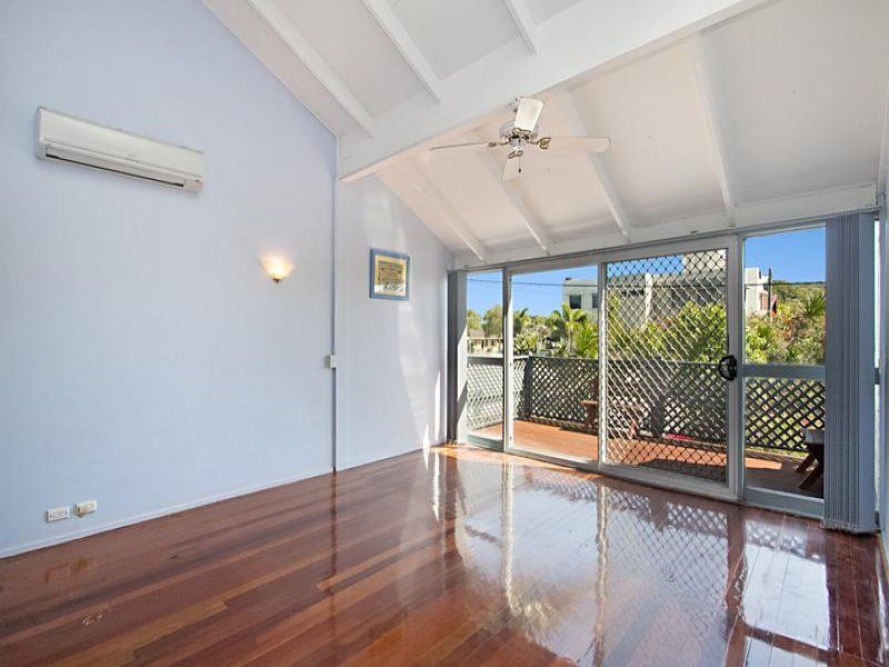 62 Messines Crescent MIAMI QLD, Miami - Thumbnail 4