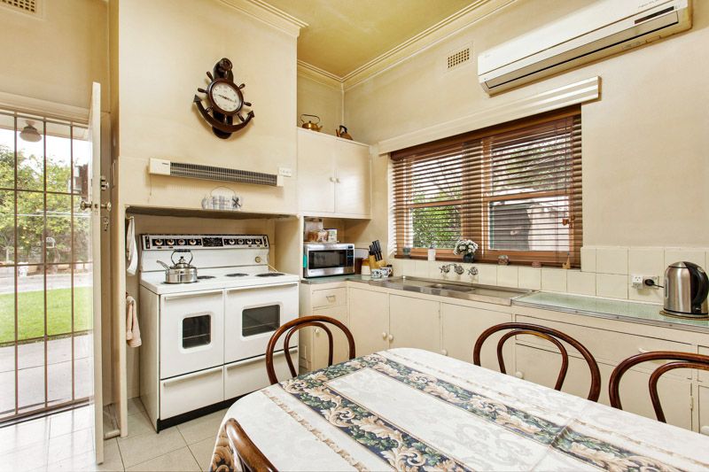 147 Williamstown Road, Yarraville - Thumbnail 6