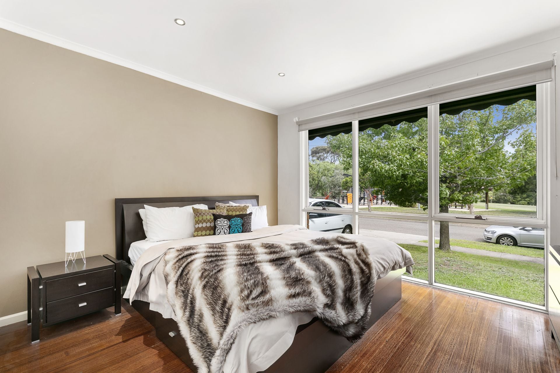 Convenience And Huge Size Tradies Garage