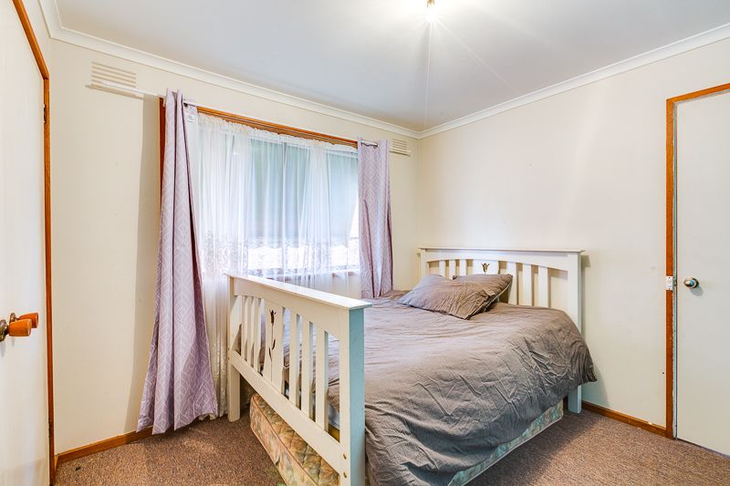 30 Beresford Crescent, Bacchus Marsh - Thumbnail 8