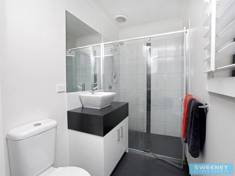 16 Sunningdale Drive, Hillside - Thumbnail 8