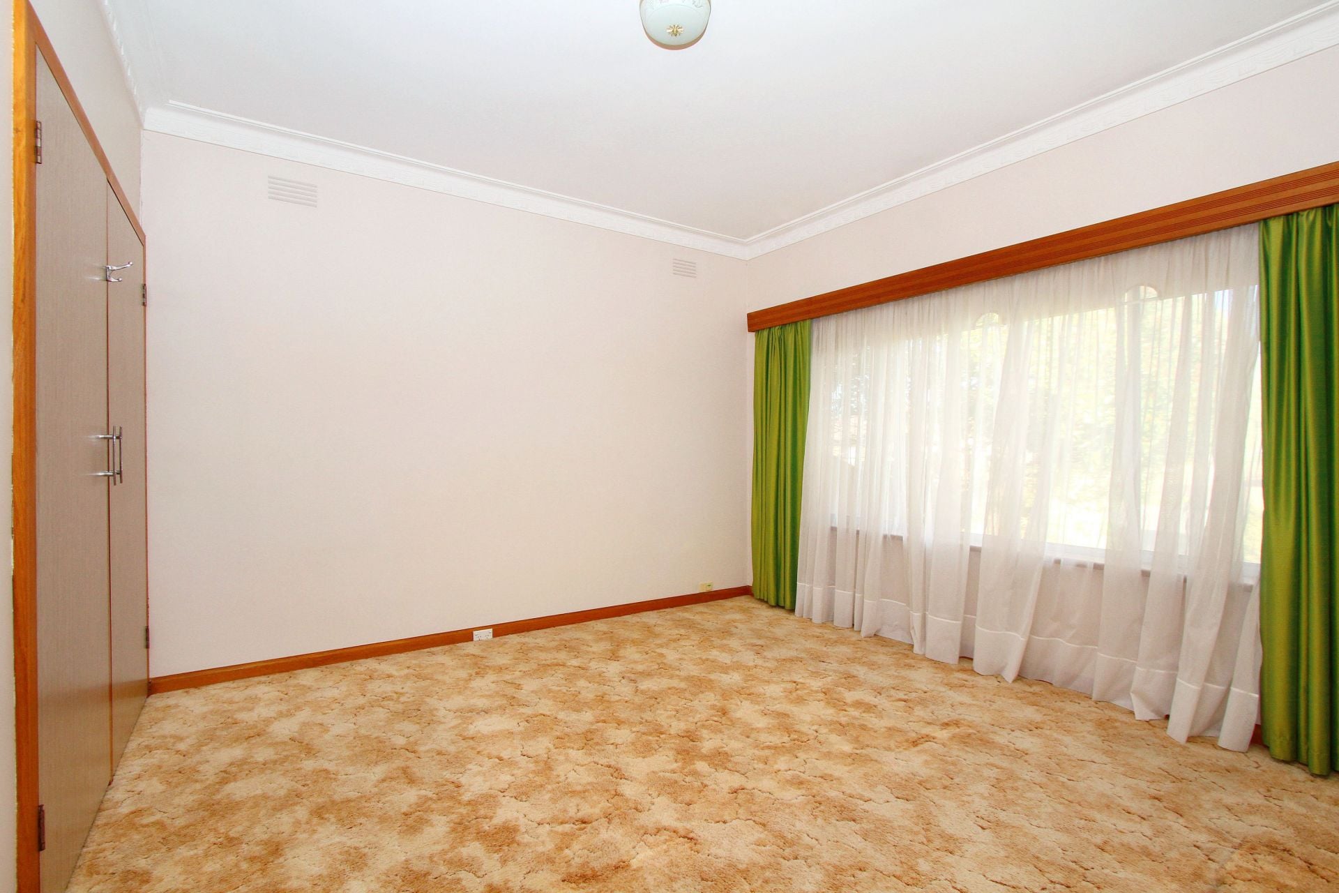 Versatile Home + Large Block = Exciting Prospects
