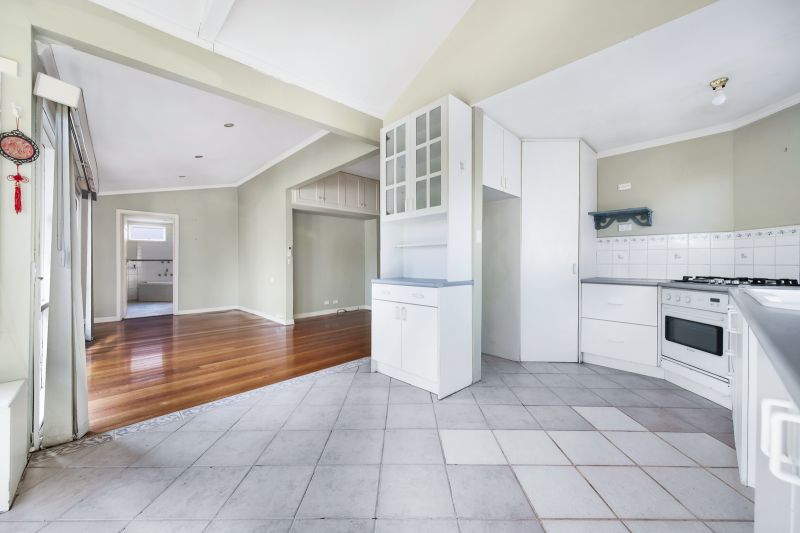36 Ashted Road Box Hill VIC, Box Hill - Thumbnail 4