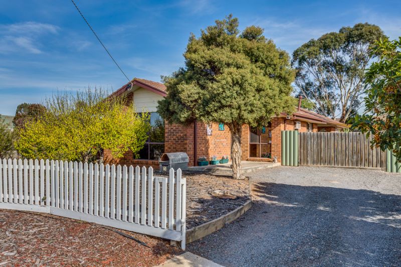 3 Edwards Court, Bacchus Marsh - Thumbnail 2