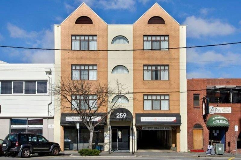 33/259 Gouger Street, Adelaide - Thumbnail 2