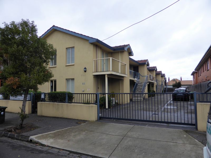 6/15 Cassels Road, Brunswick