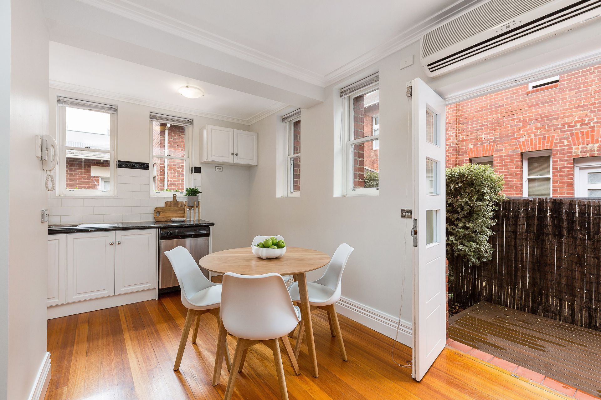 24 Gatehouse Place, Maribyrnong - Thumbnail 5