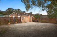 11 Leeds Drive, Kilsyth South VIC, Kilsyth South - Image 1