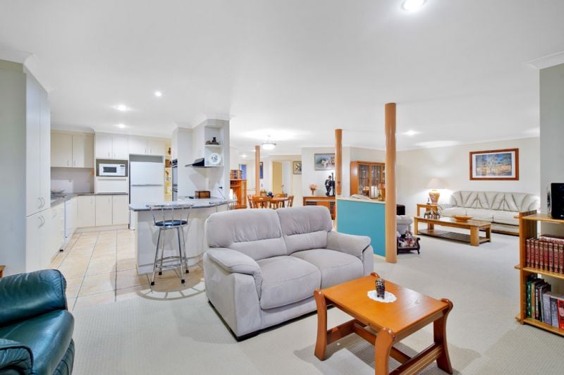 13 Mariners Way Port Macquarie NSW, Port Macquarie - Thumbnail 2
