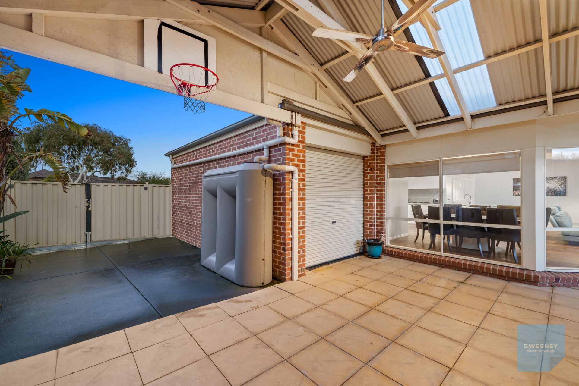 81 The Parkway, Caroline Springs - Thumbnail 5