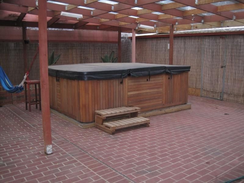 FOR THE ENTERTAINER! ** INSPECTION SATURDAY 19TH JULY 10:15 - 10:30AM **